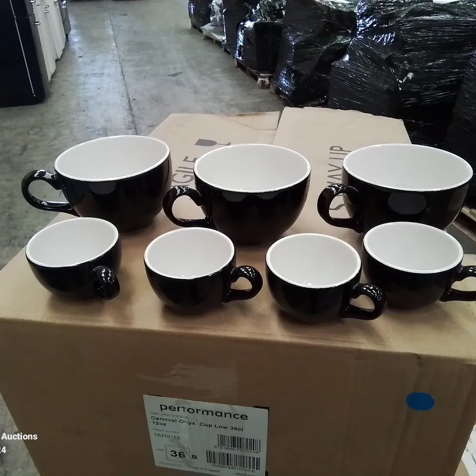 PALLET CONTAINING APPROXIMATELY 200 3OZ COFFEE CUPS AND 120 12OZ COFFEE CUPS