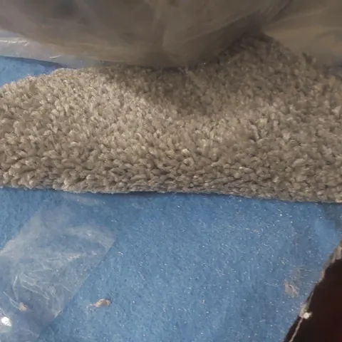 ROLL OF QUALITY SUPERTWIST CARPET - APPROXIMATELY 30 x 4m