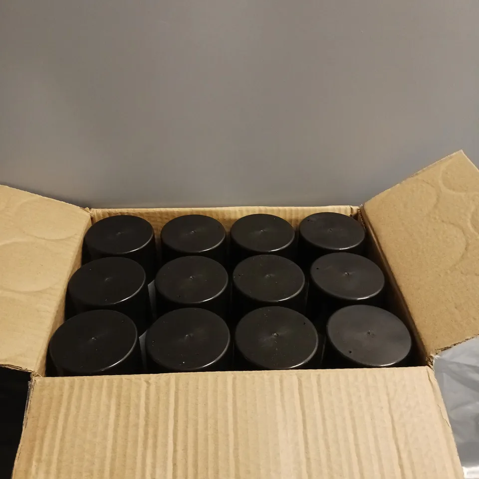 LOT OF 12 CAR PRIDE UNDER BODY SEAL SPRAY 