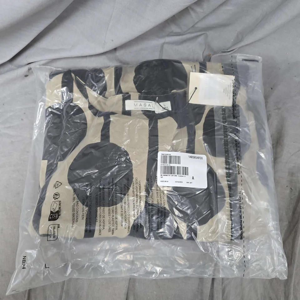 BAGGED MASAI MANATTIE DRESS IN CASHEW - LARGE