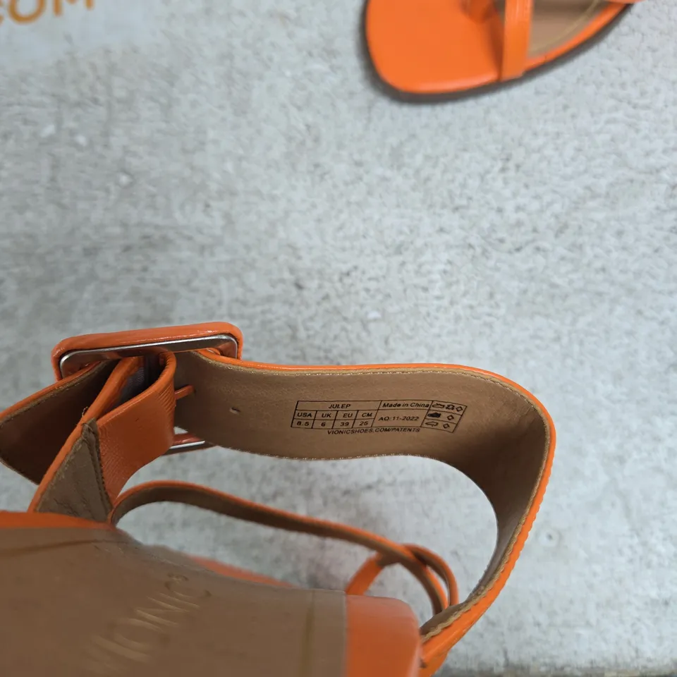 VIONIC WOMEN'S ORANGE SANDALS UK 6– BOXED