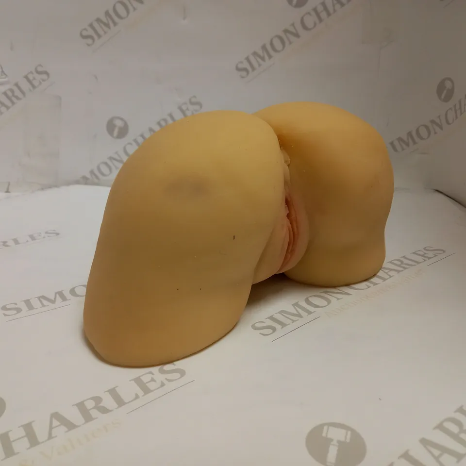 SILICONE ASS MASTURBATOR