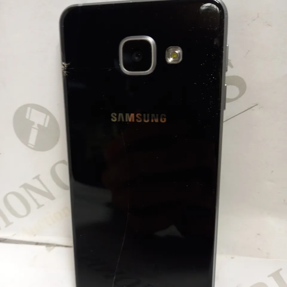 SAMSUNG GALAXY A3