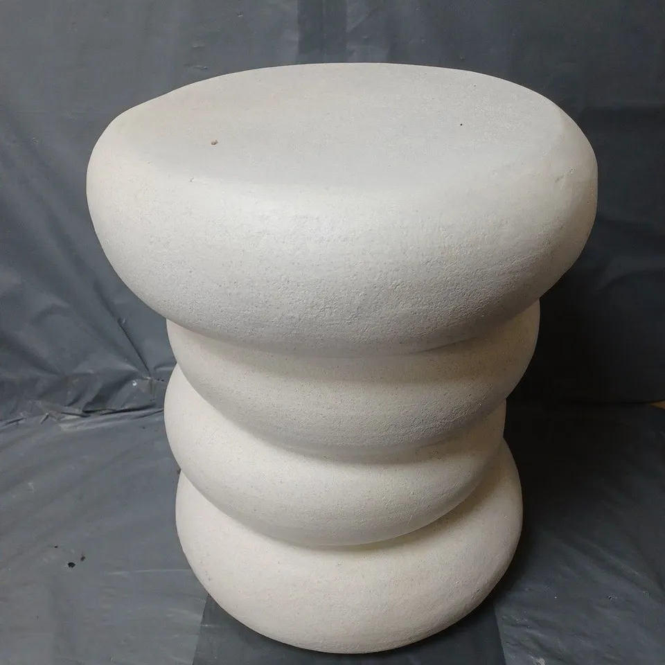 BOXED HOME PEBBLE HAND MOULDED RESIN TABLE WITH STONE EFFECT FINISH - COLLECTION ONLY