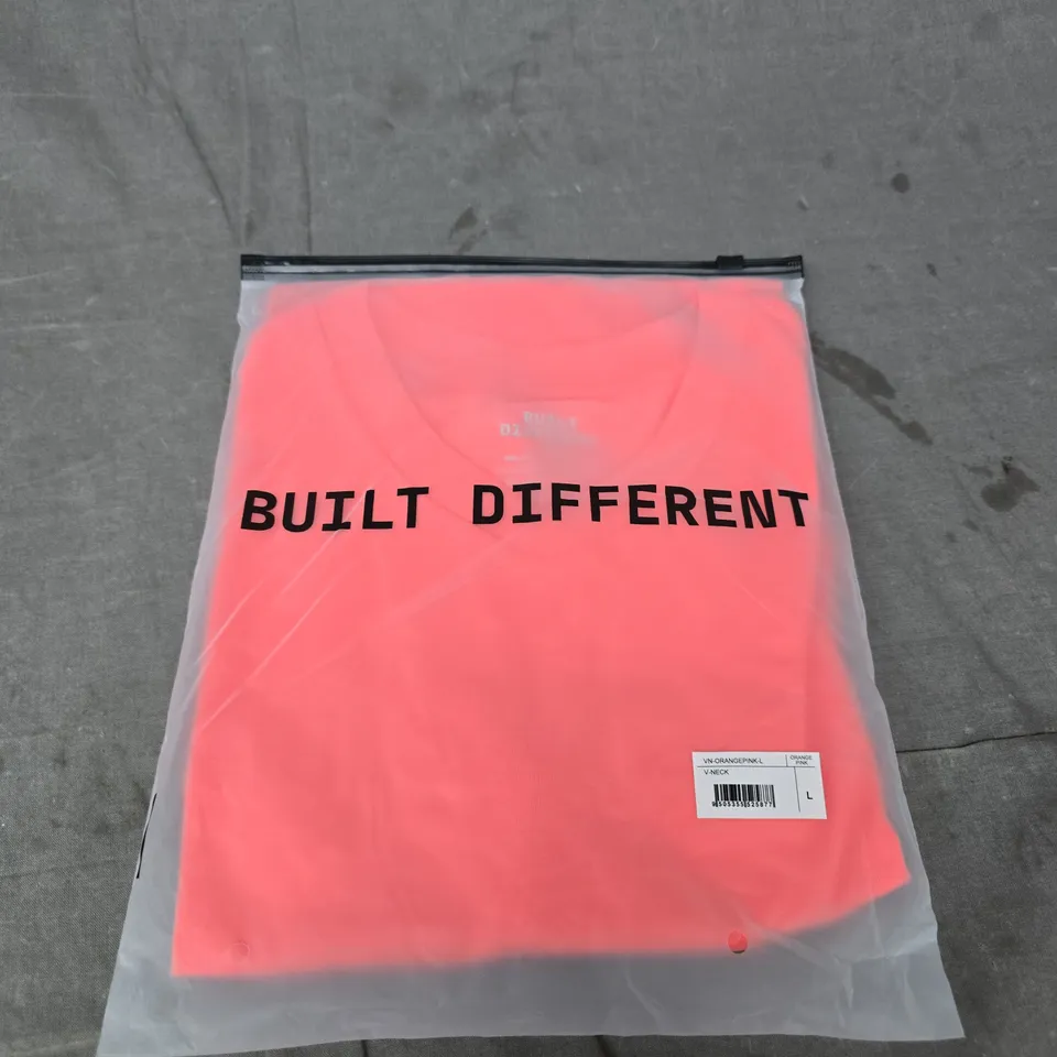 V-NECK T-SHIRT IN ORANGE-PINK, SIZE L (BUILT DIFFERENT)