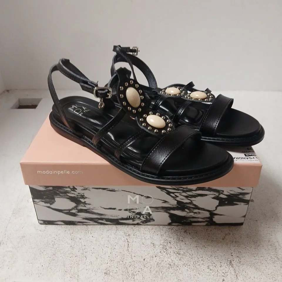 MODA IN PELLE LYSANDRA BLACK SANDALS – UK 6