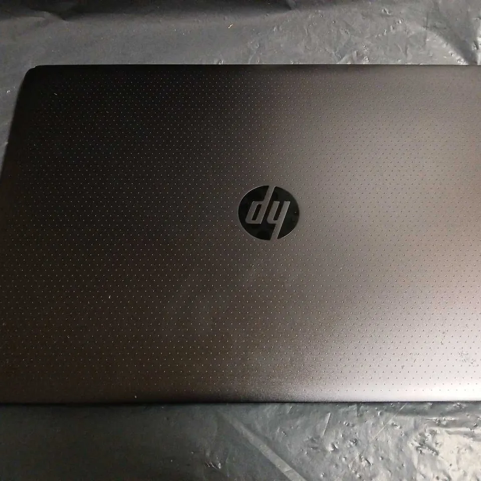 HP ZBOOK STUDIO G3 