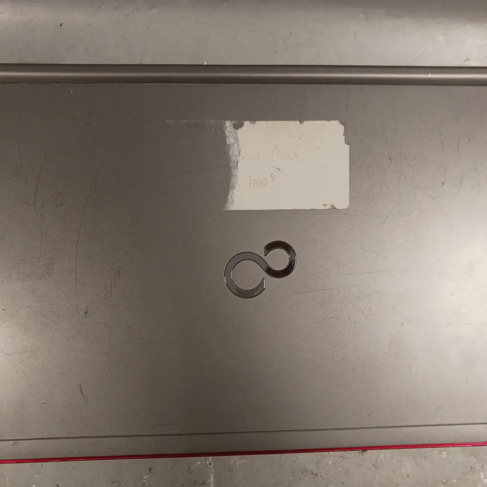 FUJITSU LIFEBOOK E734 LAPTOP