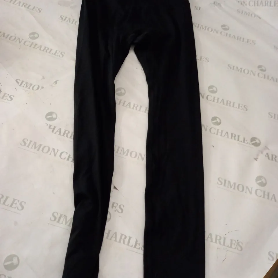 GYMSHARK TRAINING FULL LENGTH BOTTOMS IN BLACK - MEDIUM