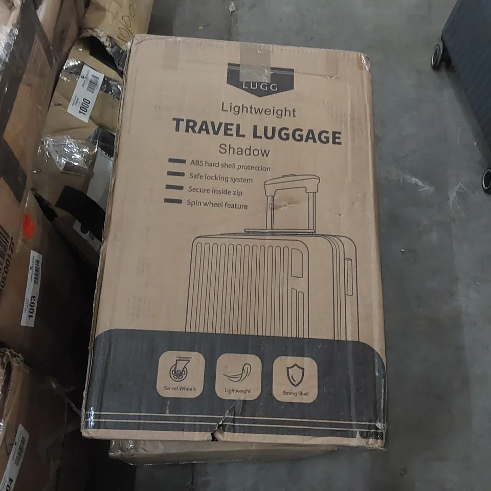 BOXED LUGG LIGHTWEIGHT TRAVEL SUITCASE 