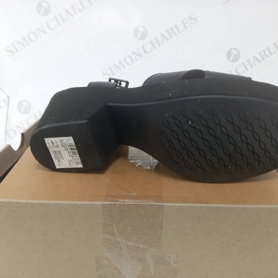 CLARK MARITSA 70 STRAP HEELS IN BLACK LEATHER - 7 UK