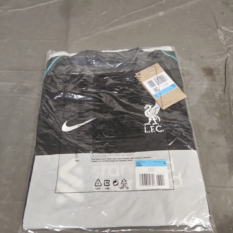 LIVERPOOL FC NIKE TRAINING TOP – BLACK – SIZE M - KIDS