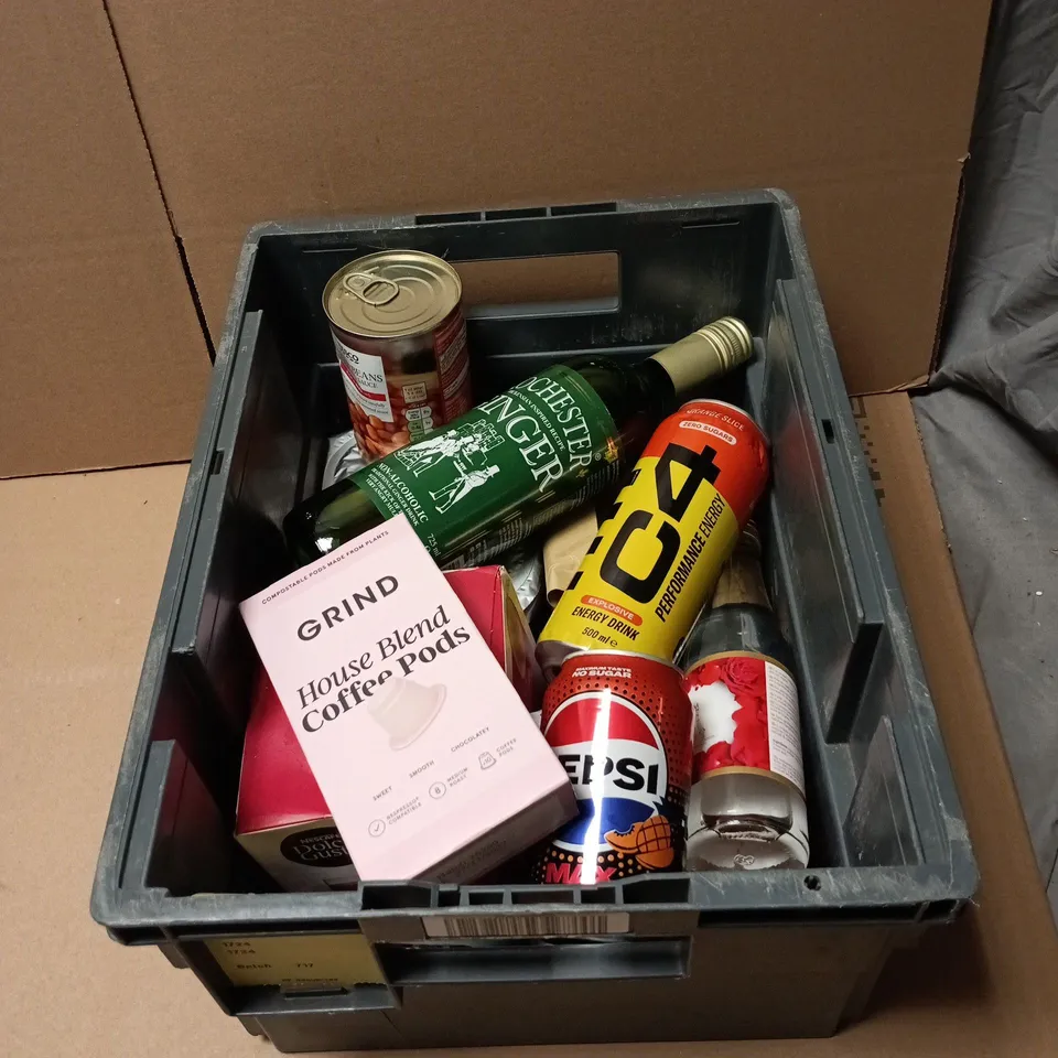 TOTE OF APPROXIMATELY 15 ASSORTED FOOD/DRINK ITEMS TO INCLUDE ROCHESTER NON ALCOHOLIC GINGER, GRIND HOUSE BLEND COFFEE PODS, C4 PERFORMANCE ENERGY DRINK, NESCAFE DOLCE GUSTSO AMERICANO, PEPSI ETC
