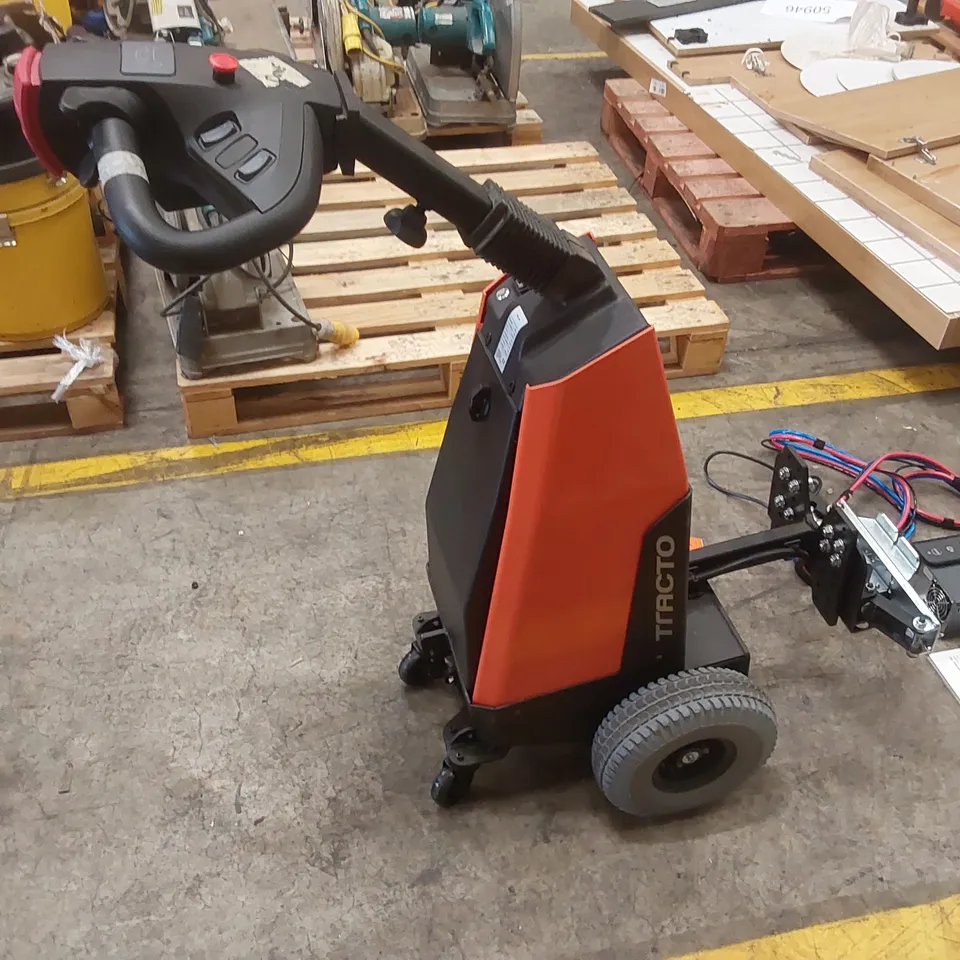 TRACTO TWE-120 TOWING TRACTOR WITH MICROPOWER SC BATTERY CHARGER