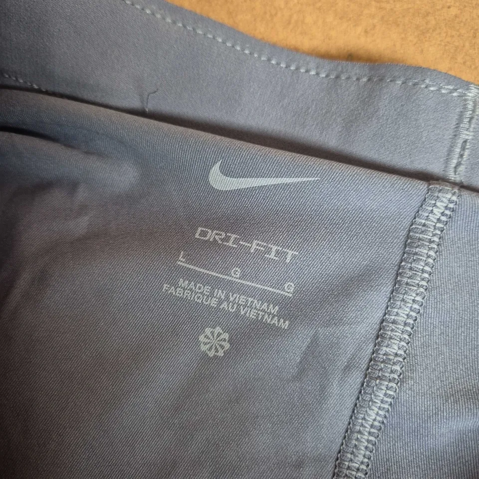 NIKE CHALLENGER STANDARD FIT SHORTS IN BLUE - LARGE