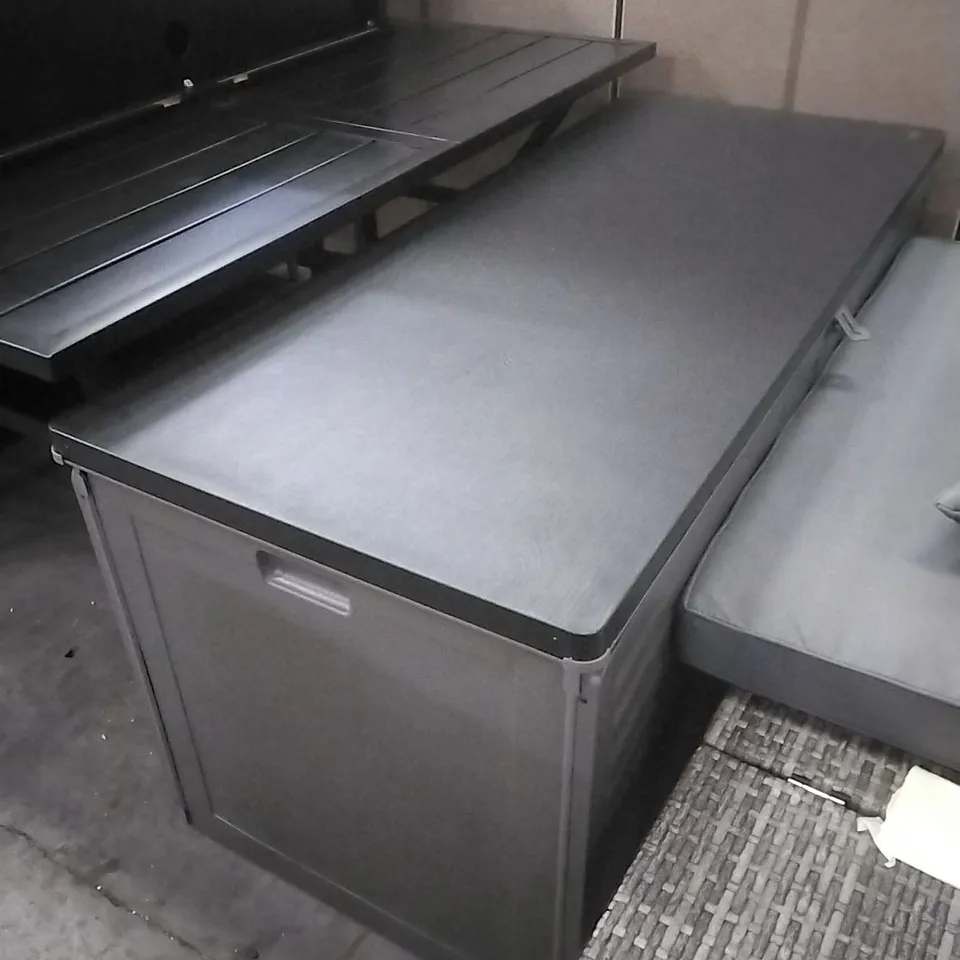 GARDEN IMPRESSIONS GARDEN STORAGE BOX - GREY/BLACK