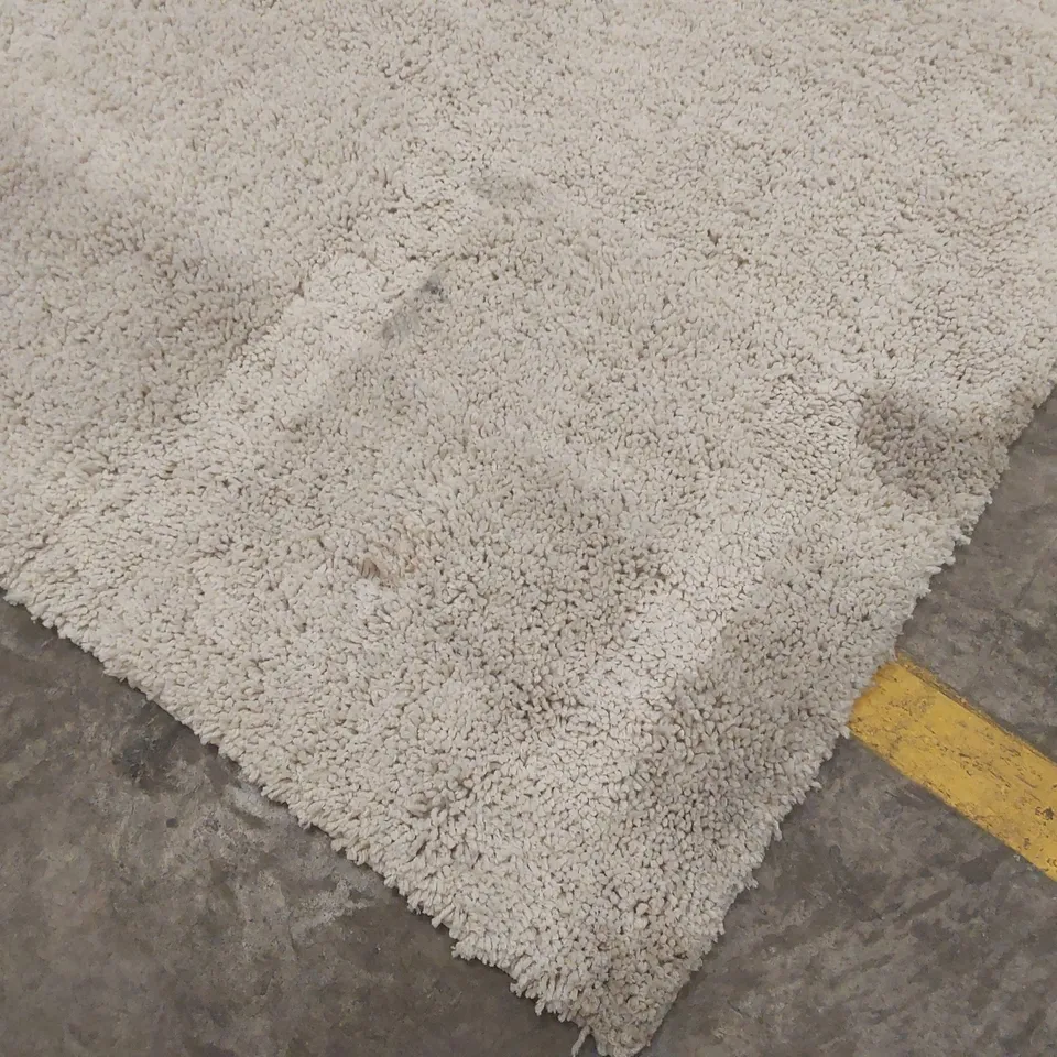 QUALITY DESIGNER AREA RUG - APPROXIMATELY 275 x 200cm