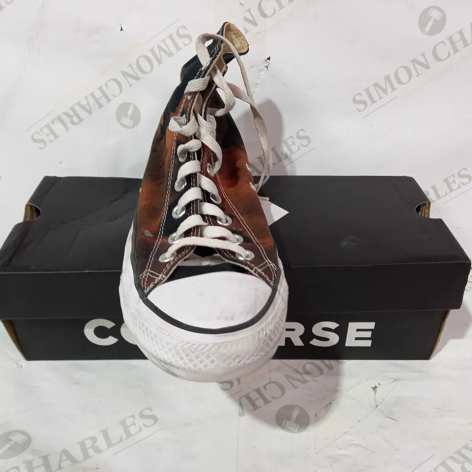 BOXED PAIR OF CONVERSE SHOES IN BLACK W. WASHED OUT EFFECT UK SIZE 9