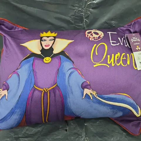 BOX OF APROX 10 CUSHIONS DISNEY PRINCESS EVIL QUEEN - COLLECTION ONLY