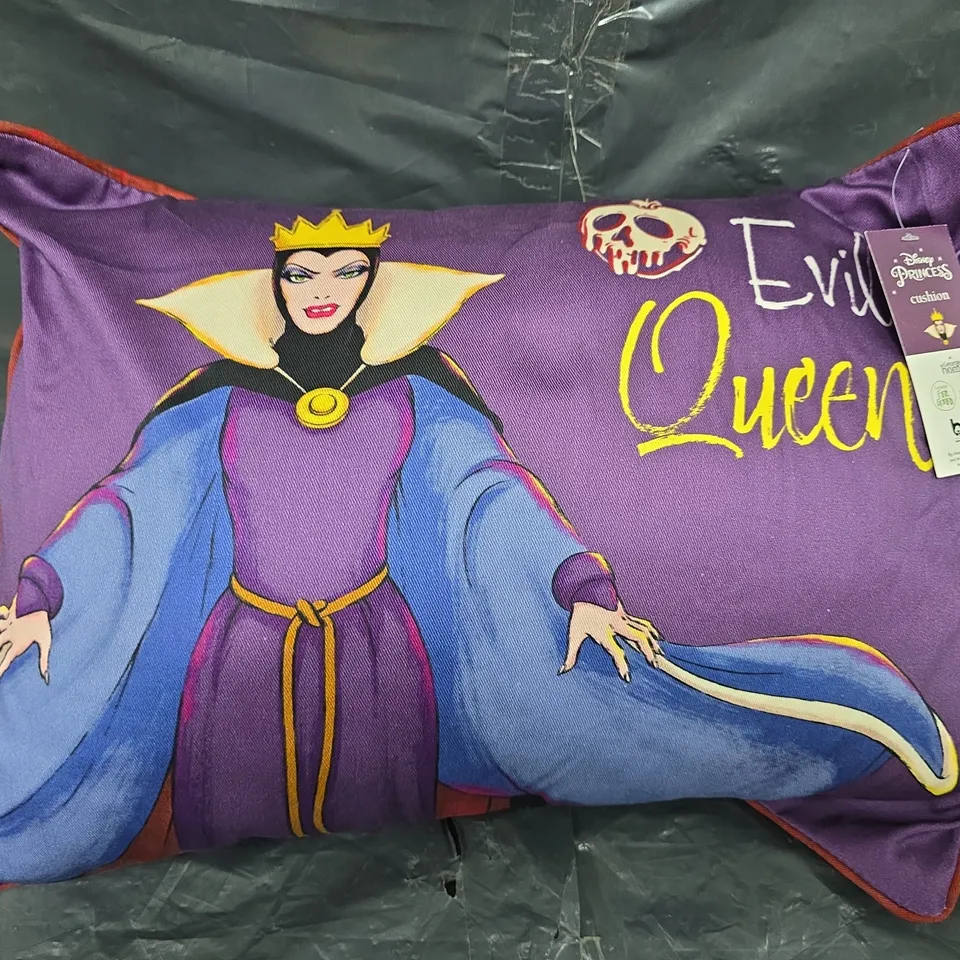 BOX OF APROX 10 CUSHIONS DISNEY PRINCESS EVIL QUEEN - COLLECTION ONLY 