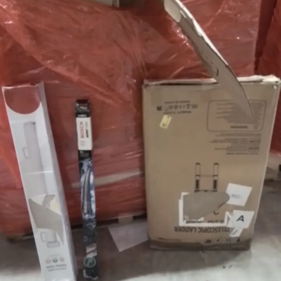 PALLET OF ASSORTED HOUSEHOLD GOODS AND PRODUCTS TO INCLUDE;TELESCOPIC LADDER,RETRACTABLE SAFETY GATE,BOSCH WINDOW WIPERS 