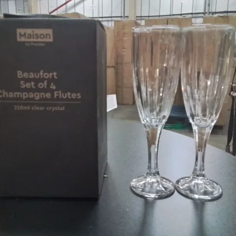 BOXED BEAUFORT SET OF 4 CHAMPAGNE FLUTES 210ML