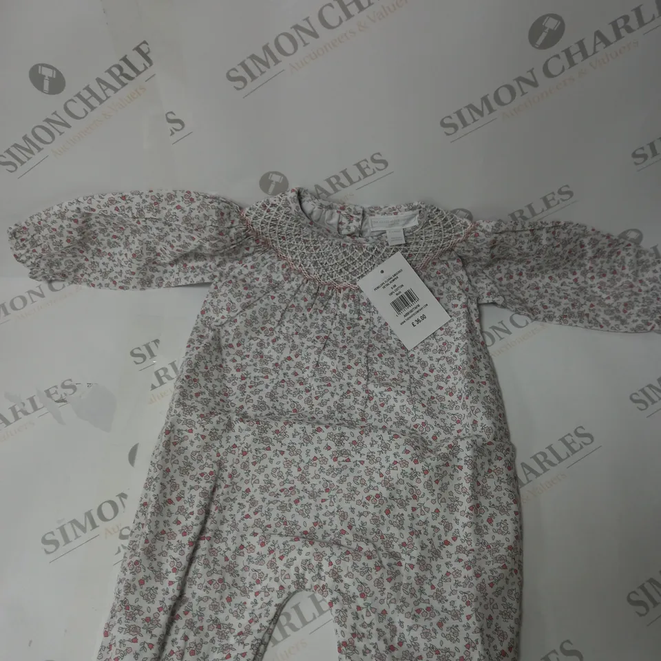 THE LITTLE WHITE COMPANY PENELOPE FLORAL SMOCKED DETAIL ROMPER - 0-3M