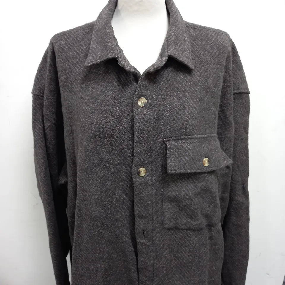 ABERCROMBIE AND FITCH BUTTON THROUGH JACKET SIZE XXL
