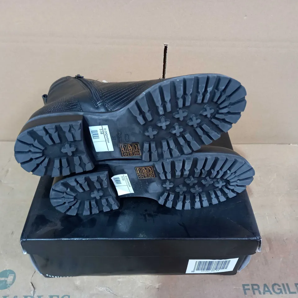 BOXED PAIR OF DUNE BLACK BOOTS- SIZE 38