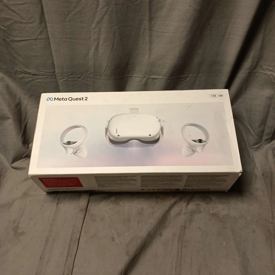 META QUEST 2 128GB BOXED WITH CONTROLLERS