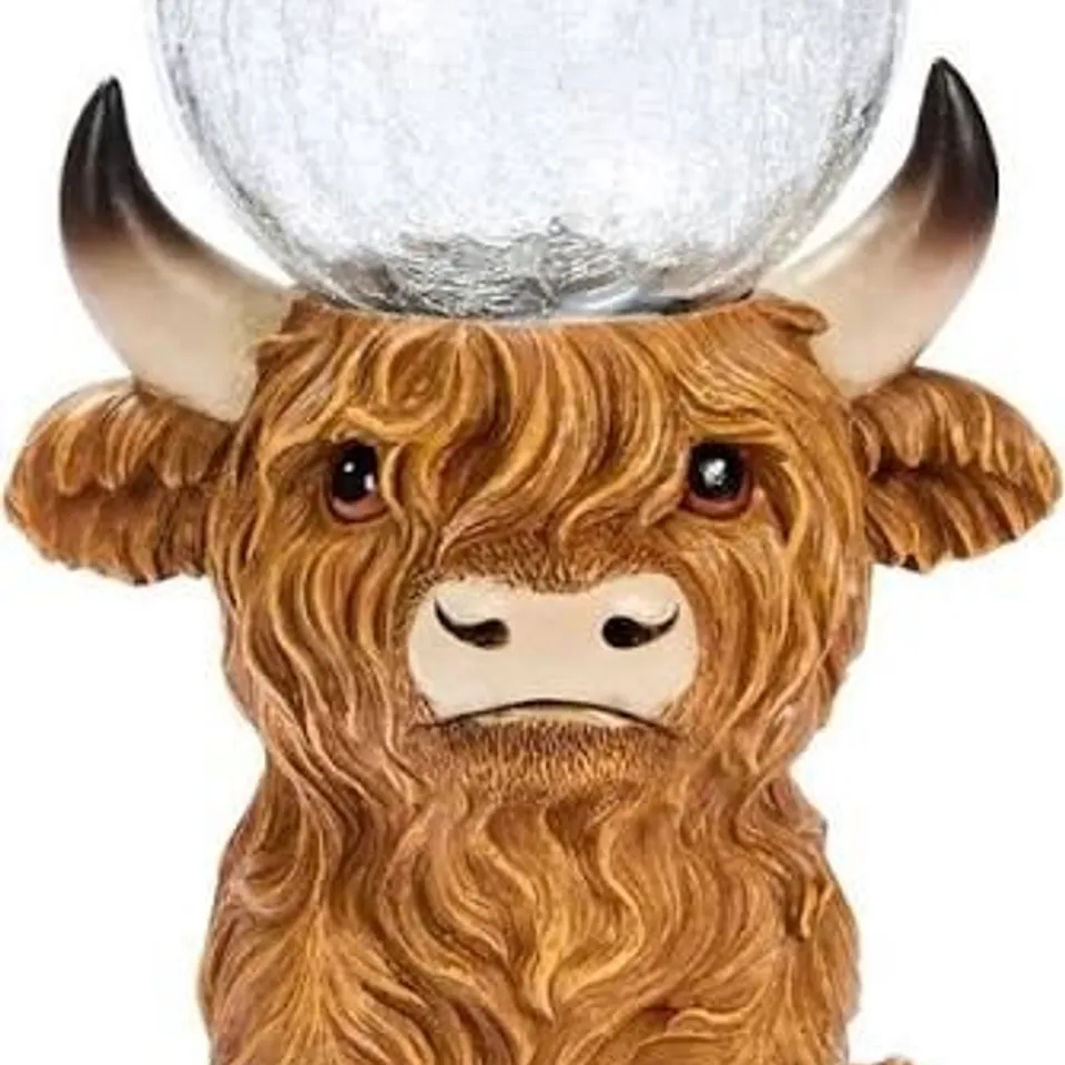 BOXED SMART SOLAR HIGHLAND COW CRACKLE SOLAR LIGHT