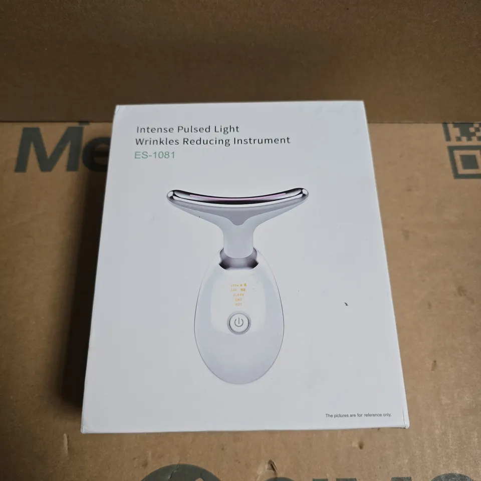 INTENSE PULSED LIGHT WRINKLES REDUCING INSTRUMENT 