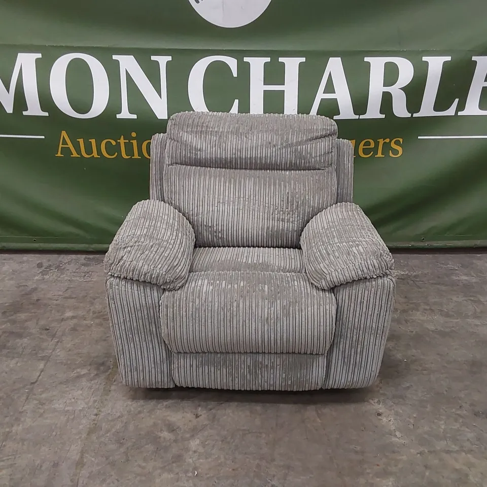 BARON FABRIC MANUAL RECLINER ARMCHAIR RRP £549