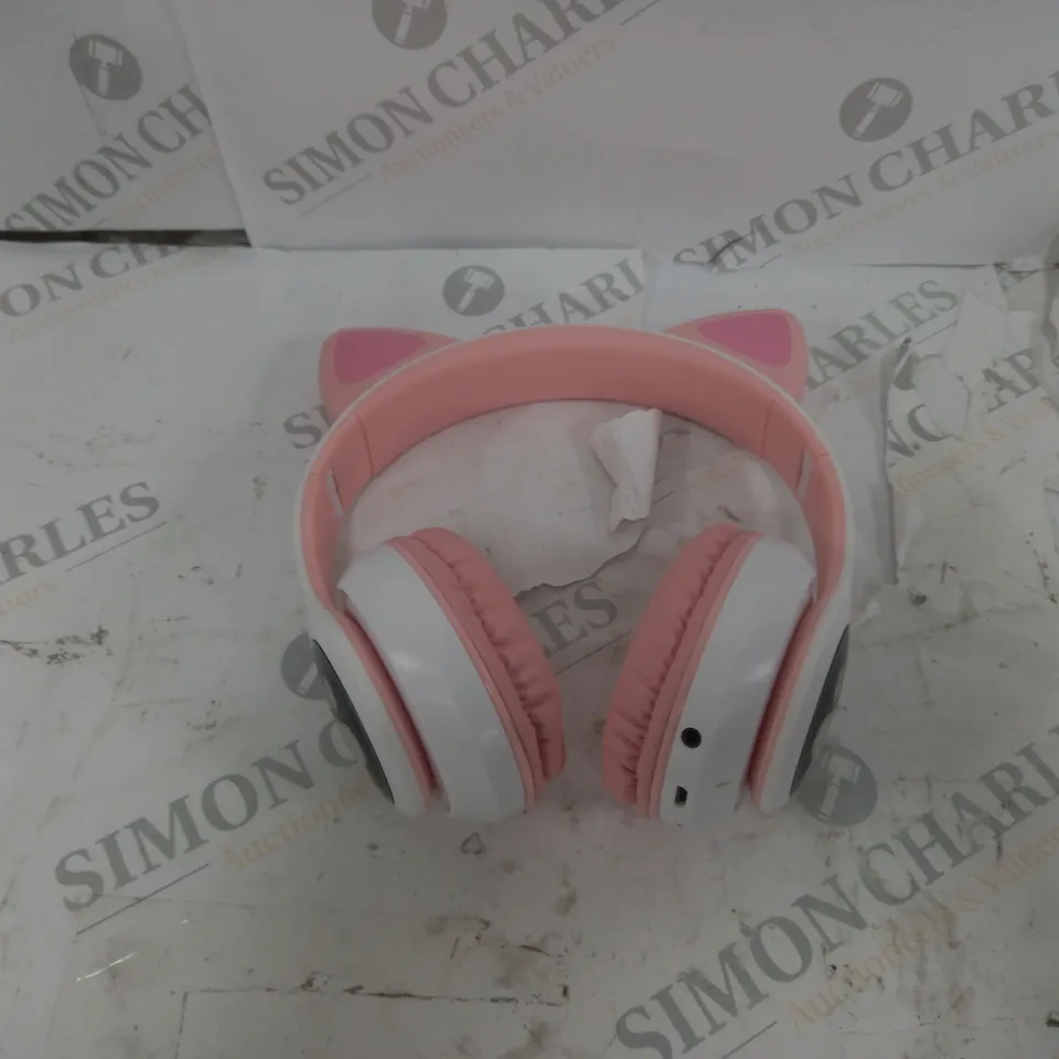 WIRED PINK CAT HEAPHONES - NO BOX