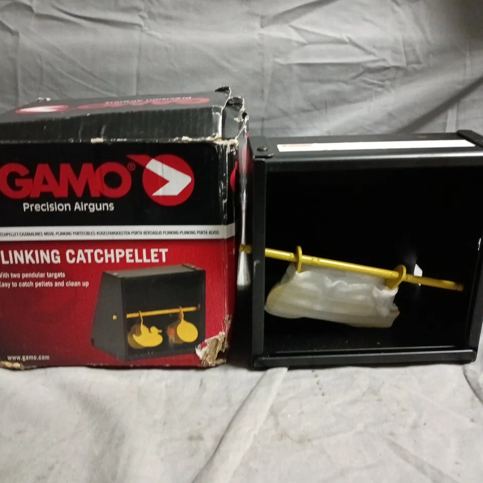 GAMO PLINKING CATCHPELLET PELLET TRAP WITH TWO PENDULAR TARGETS