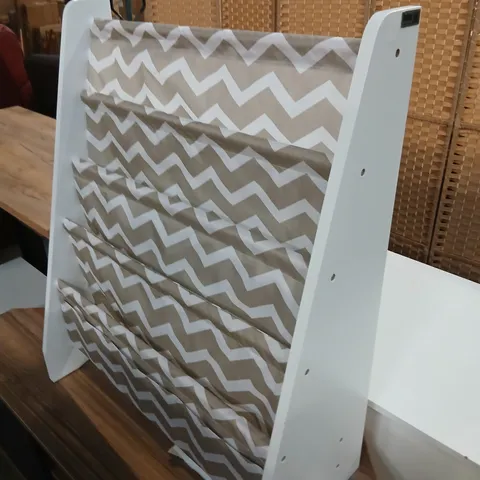 FLYNT 63CM W KIDS BOOK DISPLAY 