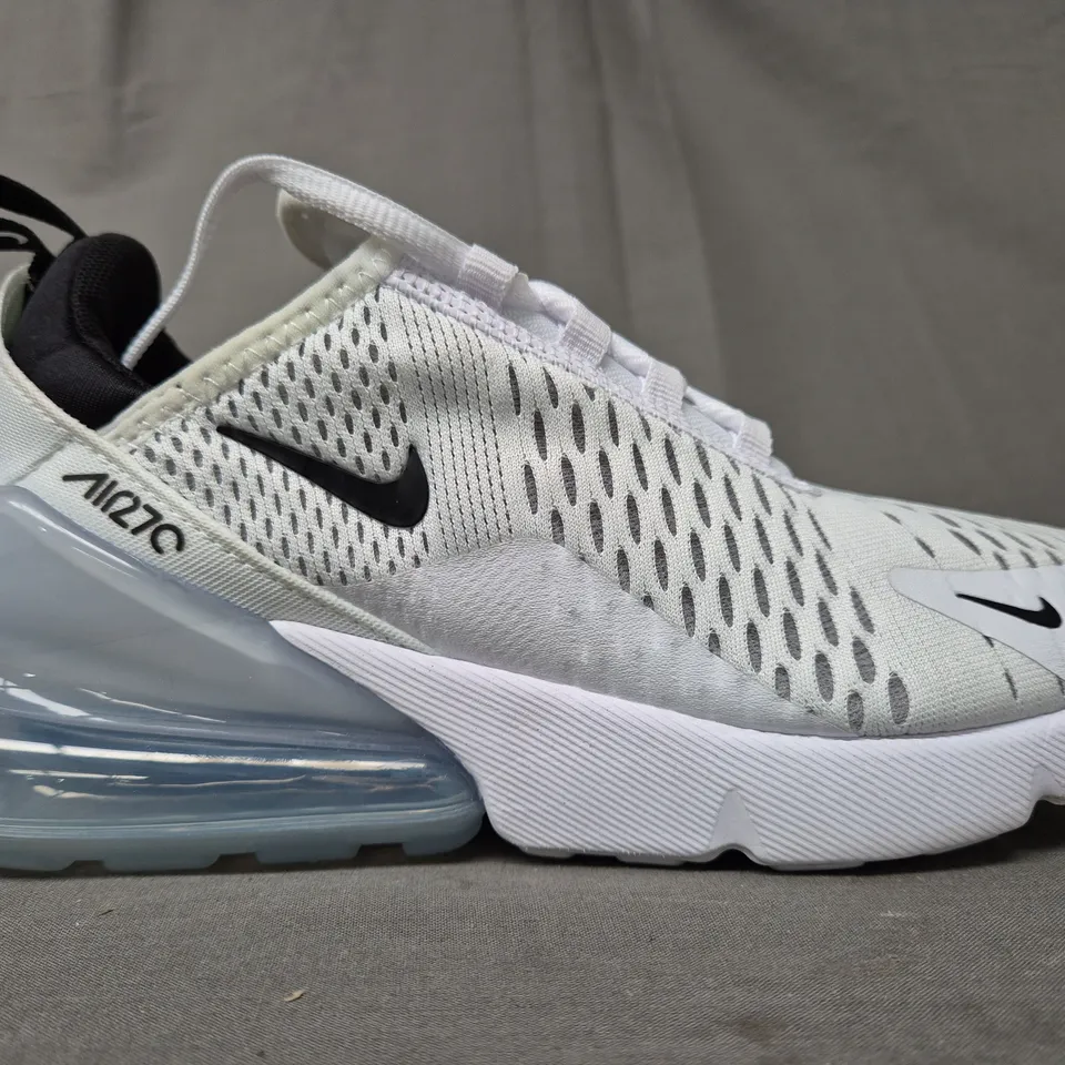 BOXED PAIR OF NIKE AIR MAX 270 SHOES IN WHITE/BLACK UK SIZE 5.5