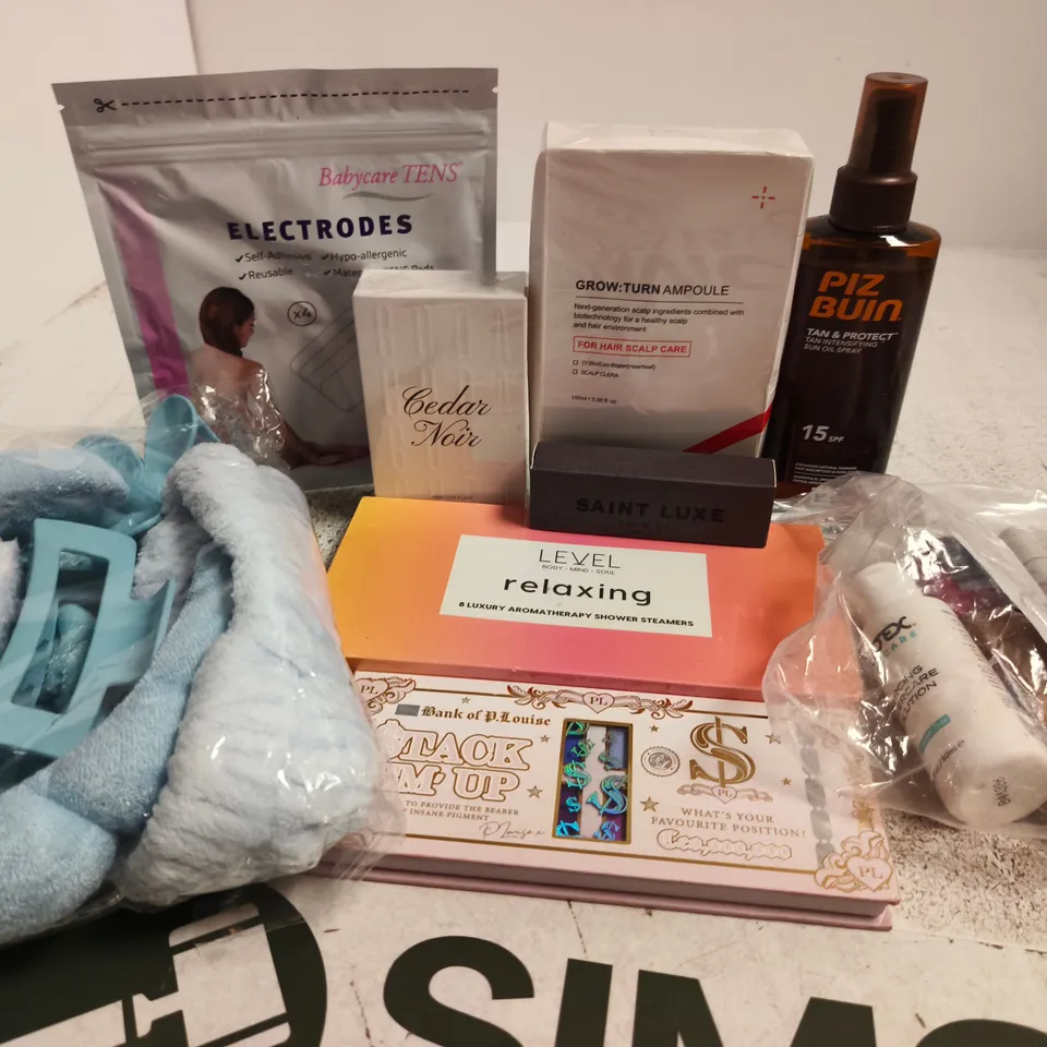 APPROX 12 ASSORTED BEAUTY PRODUCTS TO INCLUDE PLOUISE EYESHADOW PALETTE, BEAUTY HEADBAND SET, SAINT LUXE BROW GEL, ETC