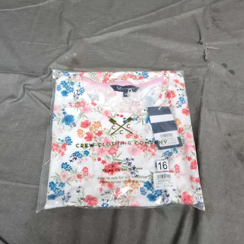BAGGED CREW CLOTHING COMPANY FLORAL PRINTED T-SHIRT – SIZE 16 (UK)