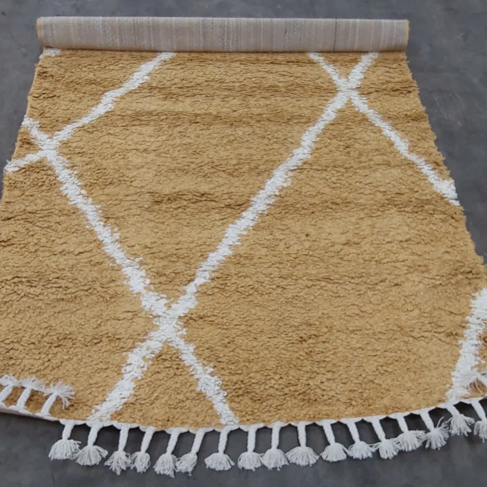 BAGGED PACO HOME HELSINKI RUG - 140 x 200cm
