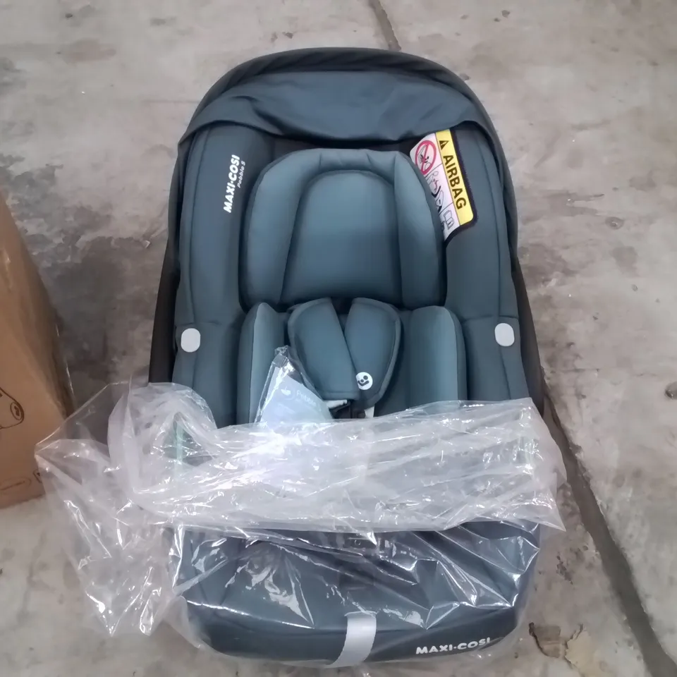 BOXED MAXI-COSI PEBBLE S BABY CAR SEAT 