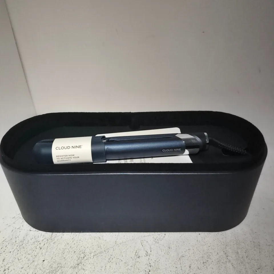 BOXED CLOUD NINE THE CONTOURING ORIGINAL IRON