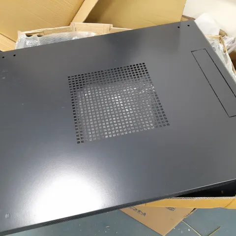 BOXED PAIR OF LMS DATA BLACK METAL PANELS