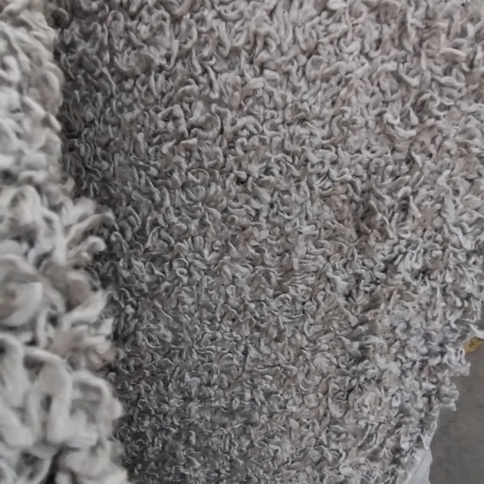 QUALITY EPPERSON FLATWEAVE LIGHT GREY SHAGGY RUG 300 × 400