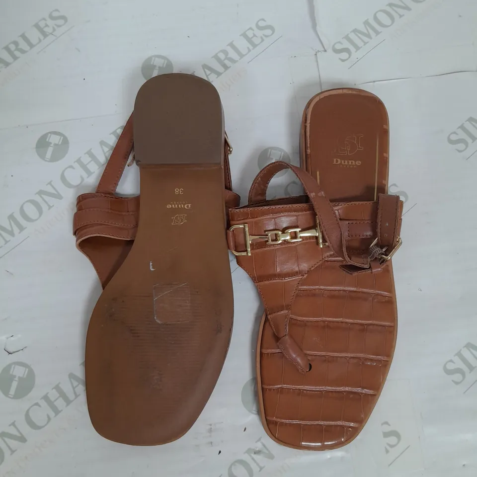 DUNE LONDON LEXLEY SANDAL IN TAN SIZE 5