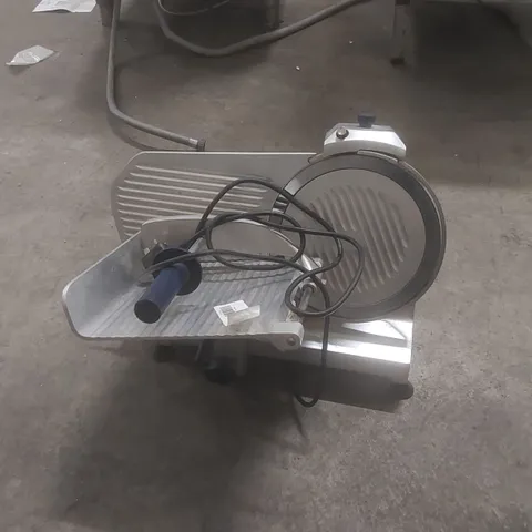 COMMERCIAL MEAT SLICER