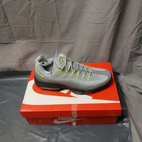 NIKE AIR MAX RUNNING SHOES – MEN'S, GREY/NEON YELLOW UK SIZE 9.5