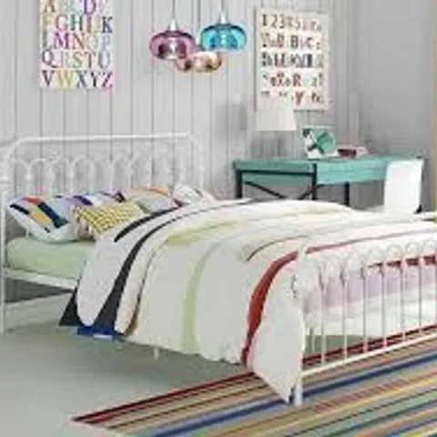 BOXED BRIGHT POP METAL BED WHITE, DOUBLE (1 BOX)