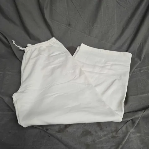 DAILY SZN JOGGERS IN OFF WHITE SIZE L