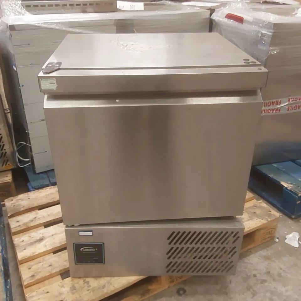WILLIAMS H5UC HC R2 COMMERCIAL UNDERCOUNTER REFRIGERATOR